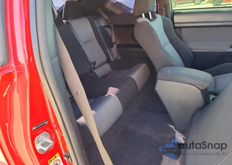 2015 Scion Tc Base z USA, uszkodzony, nr VIN JTKJF5C75FJ003304